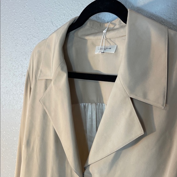 Lafayette 148 New York Beige Silk Button Down Blouse – Career Top Size 12 NWT - Picture 6 of 16